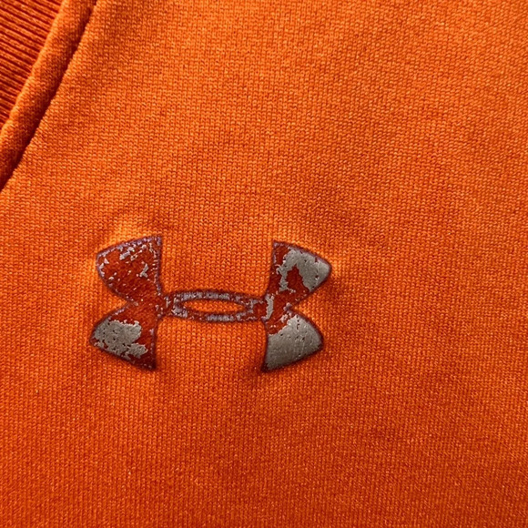 Women’s Under Armour Hot Gear Orange Athletic Shirt Size Small - Picture 3 of 5